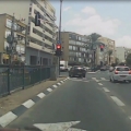 מתעלמים מהרמזורים האדומים