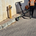 רוכב קורקינט חשמלי נפצע באורח קל ברמב"ש